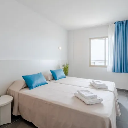 Apartment Rentalmar Blue & Pool