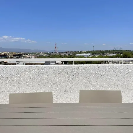 Rentalmar Blue & Pool Apartment